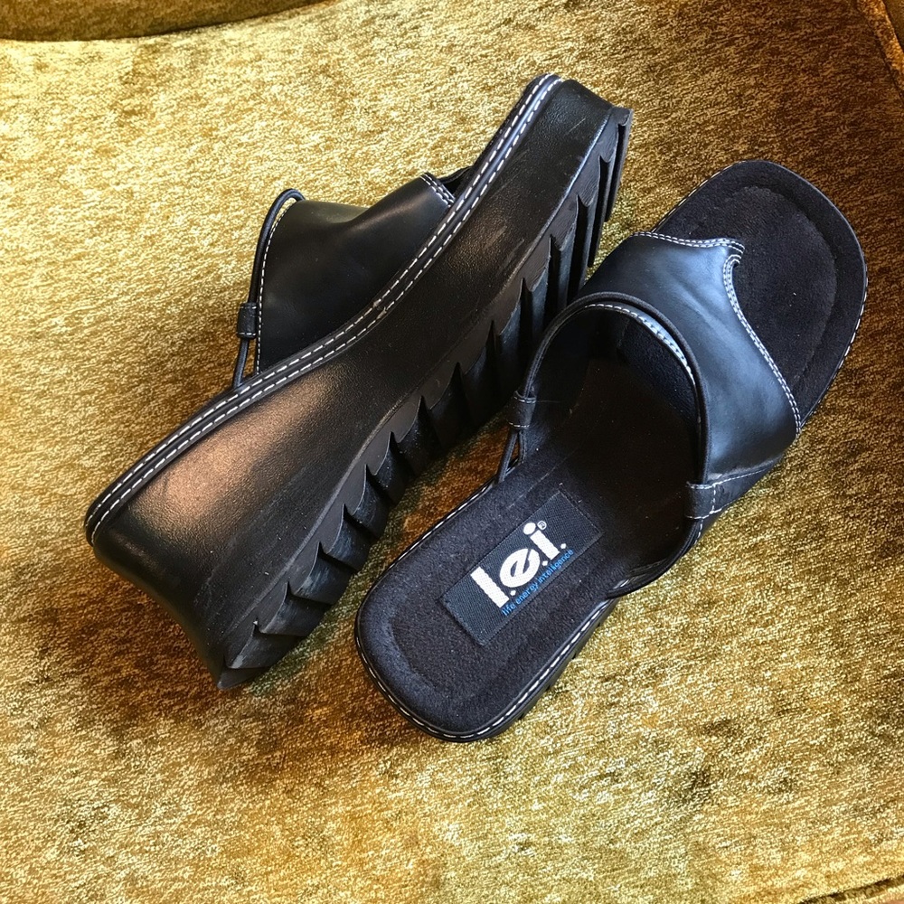 Y2K L.E.I Platforms Izabelle